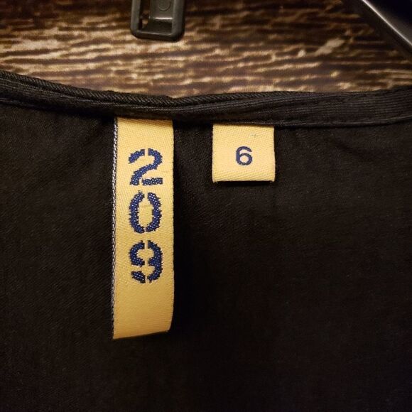 209 black/ red short fitted dress size 6 Pre-owned - Picture 4 of 6